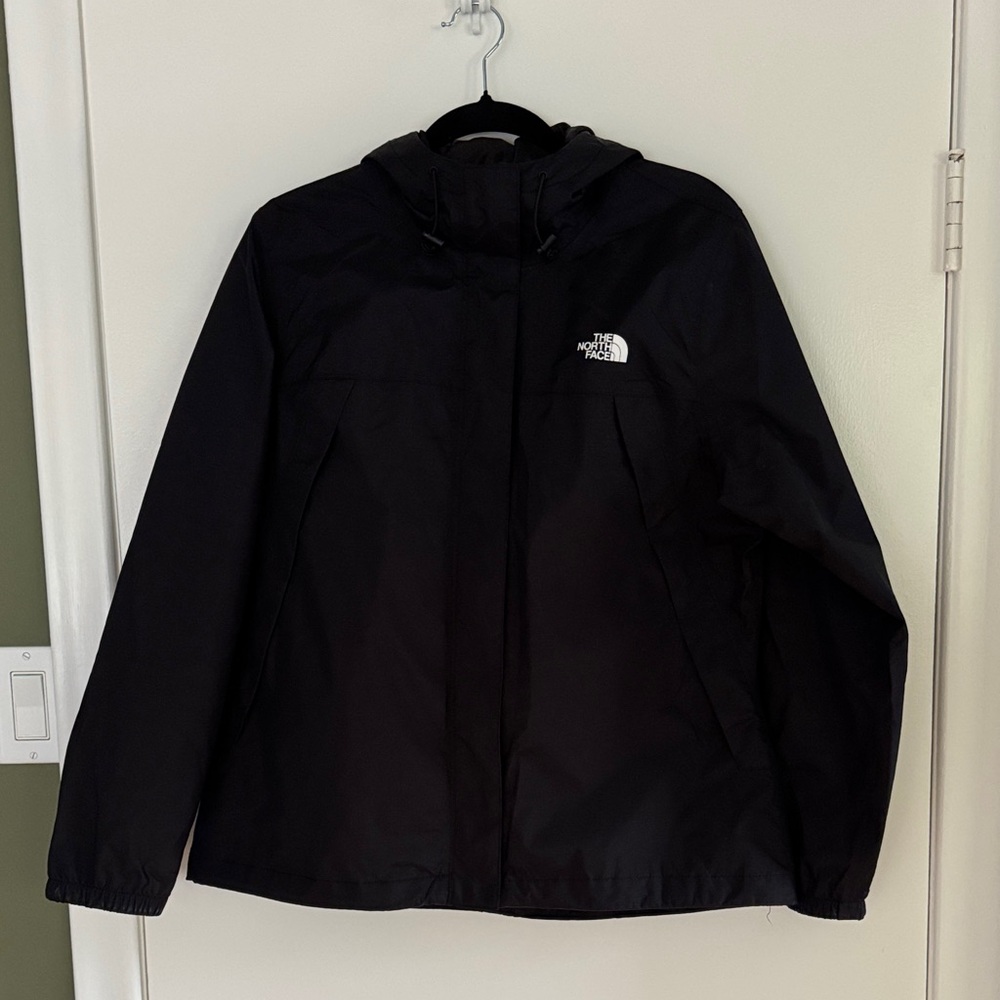 The North Face Women’s Black Raincoat